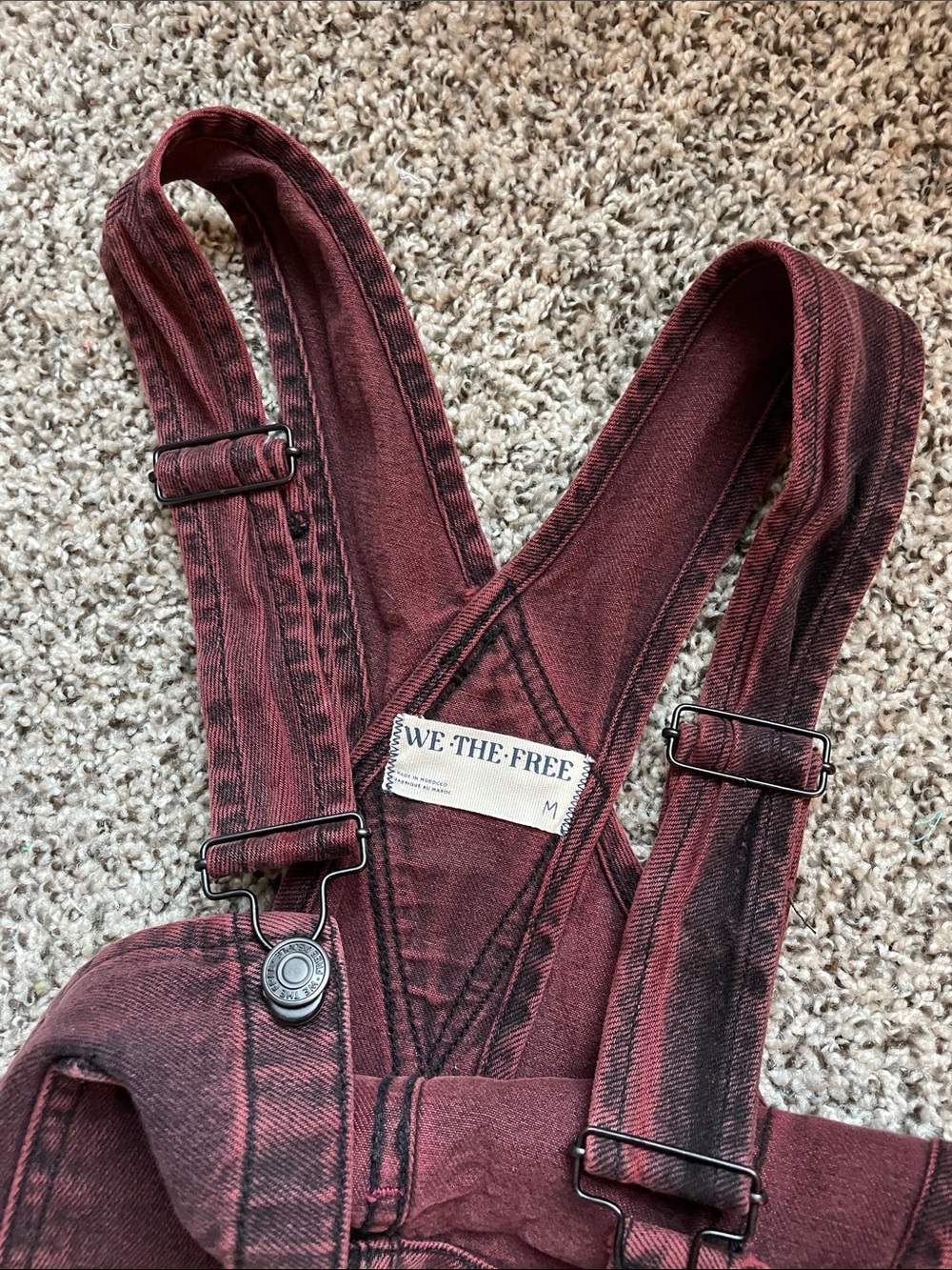 We The Free Free People Burgundy Ziggy Denim Short Overalls - Picture 2 of 3
